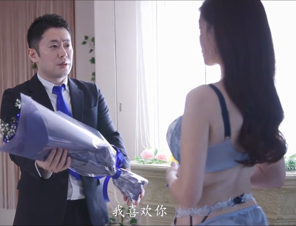 《千娇百媚直播视频在线观看》完整版观看_蓝光完整版...